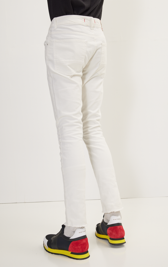 Distressed Ripped Hem Skinny Jeans - White