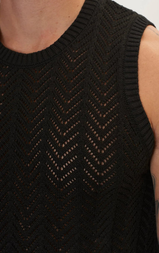 Muscle Fit Tank Top - Black